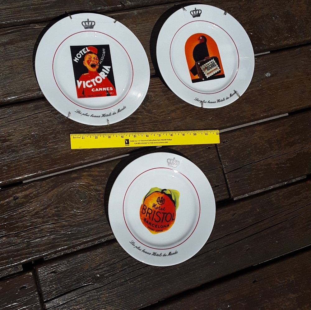 🌉 Kitschy Art Vintage Plates TRAVEL FUNK'TIONAL &  FUN MCM